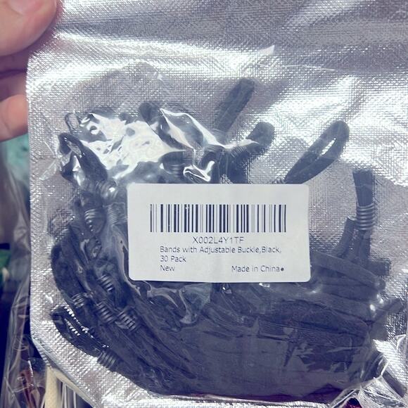 ❄️❄️CLEARANCE ❄️❄️ BRAND NEW MASKS still in bag - Picture 11 of 11